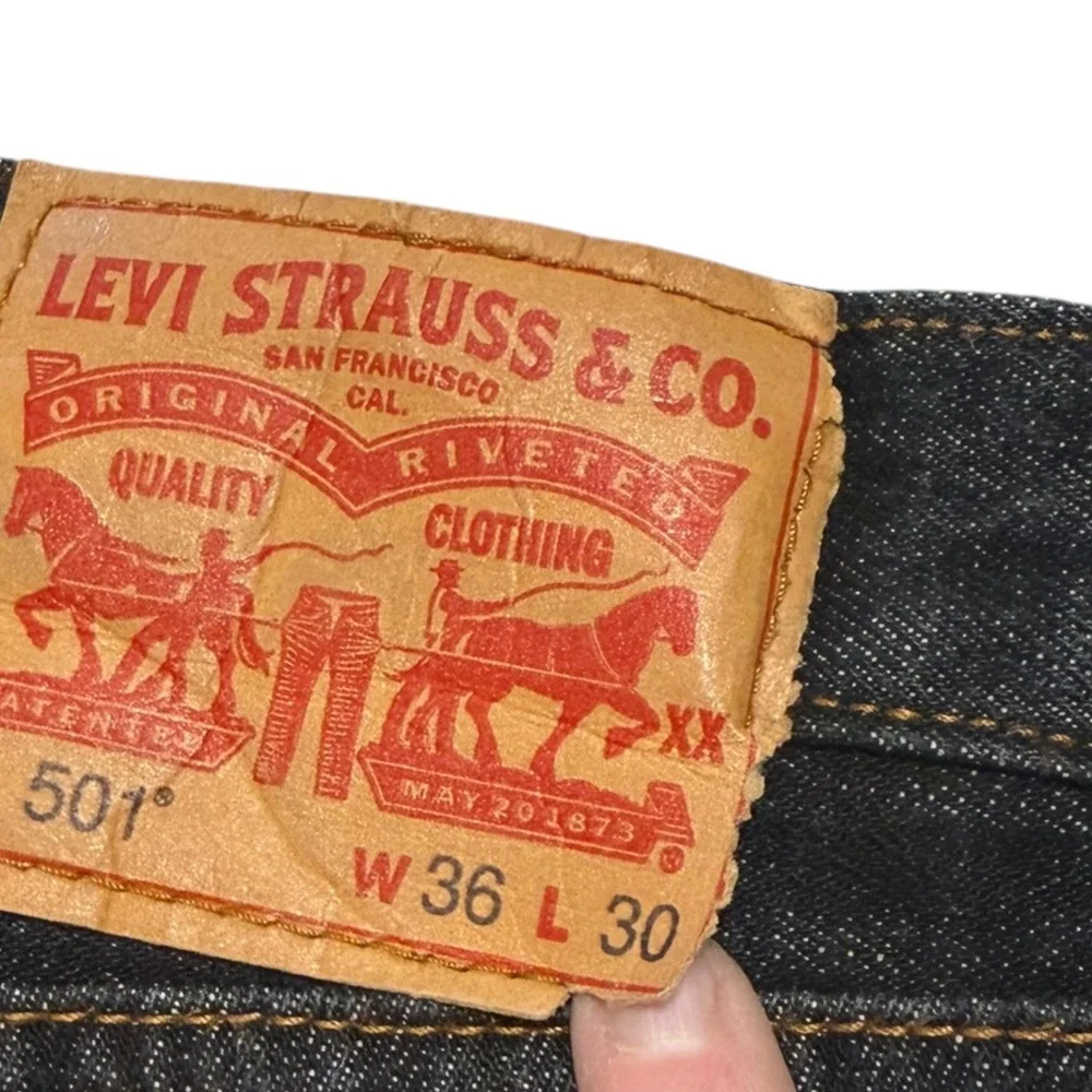 Levi's 501 Original Fit Men's Jeans W36 L30 Rigid Dark Indigo Denim Classic